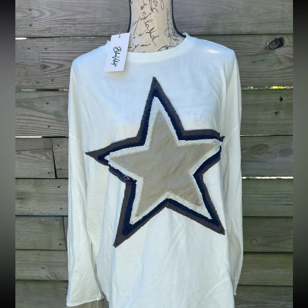 Blue Velvet long sleeve shirt with patchwork star detail 
size L/XL - Picture 2 of 7